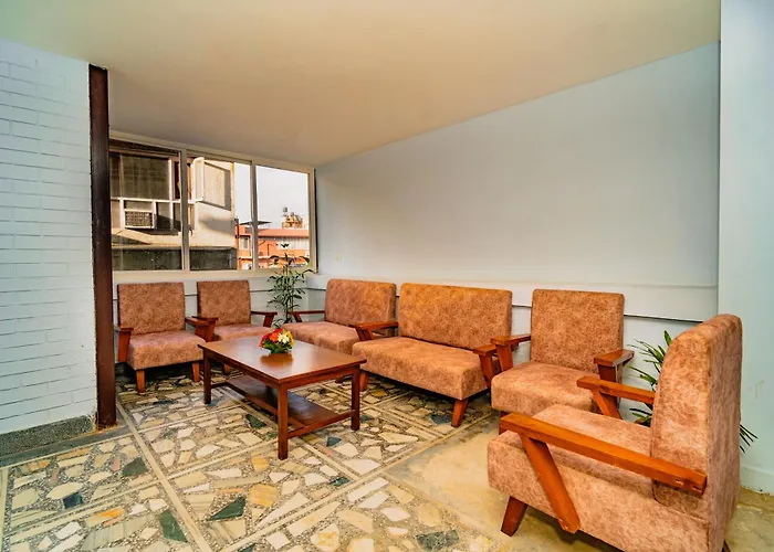 Hotel Aashraya