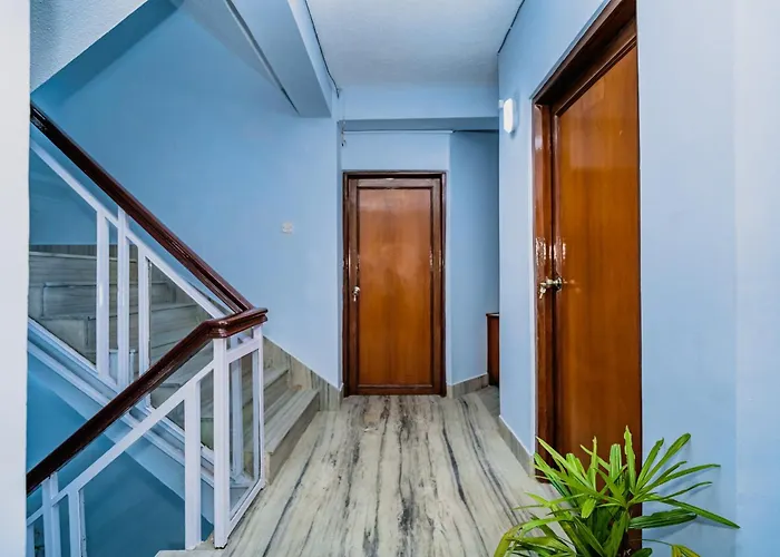 Hotel Aashraya
