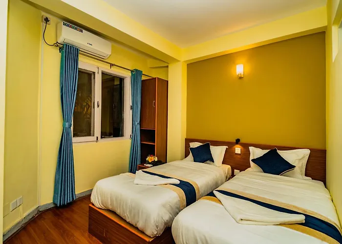 Hotel Aashraya